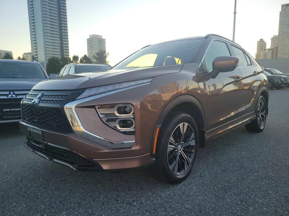 2022 Mitsubishi Eclipse Cross - Image 3 of 16