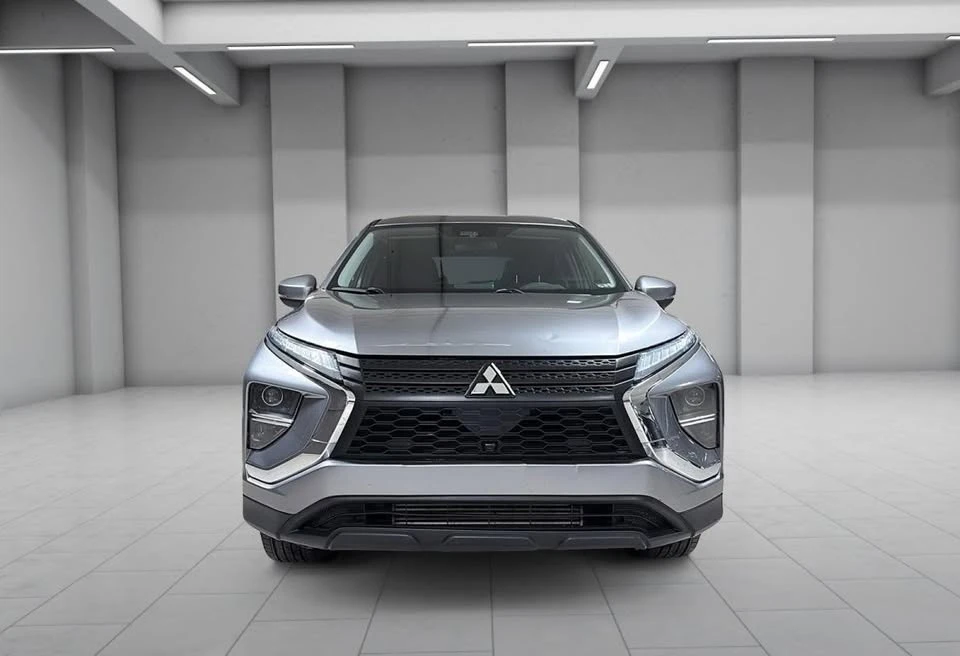 2022 Mitsubishi Eclipse Cross - Image 2 of 16