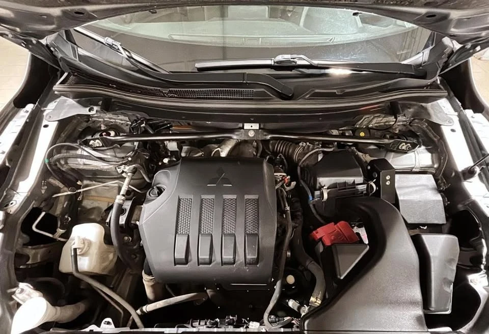 2022 Mitsubishi Eclipse Cross - Image 16 of 16