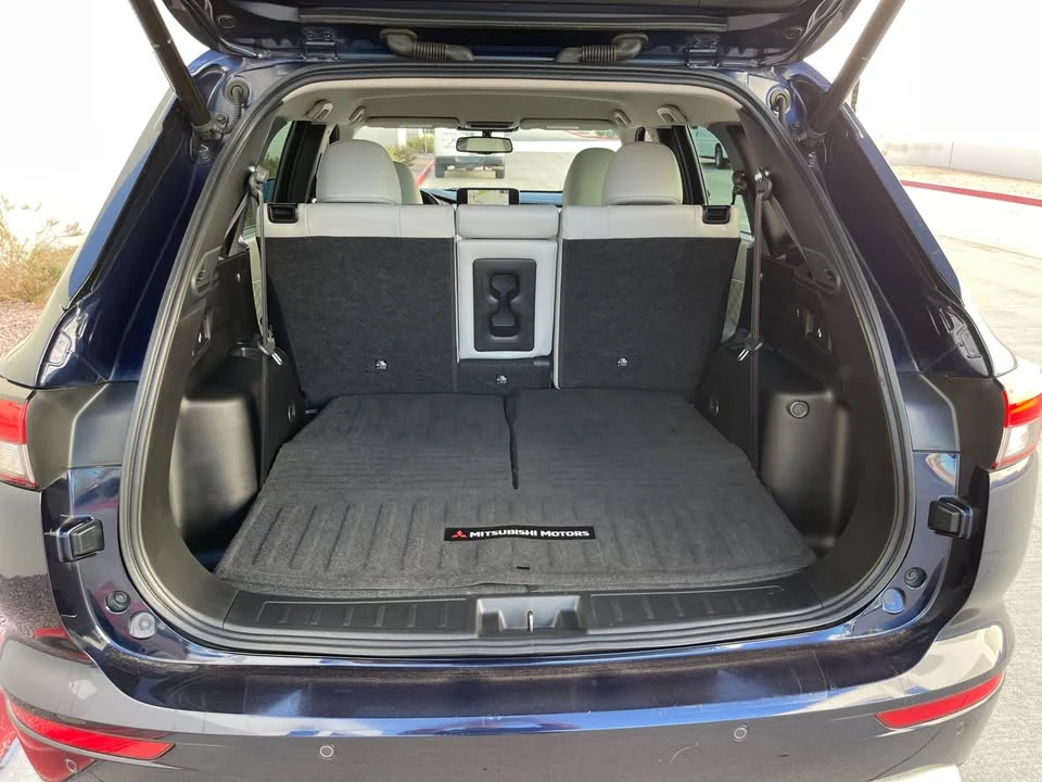 2022 Mitsubishi Outlander - Image 9 of 20