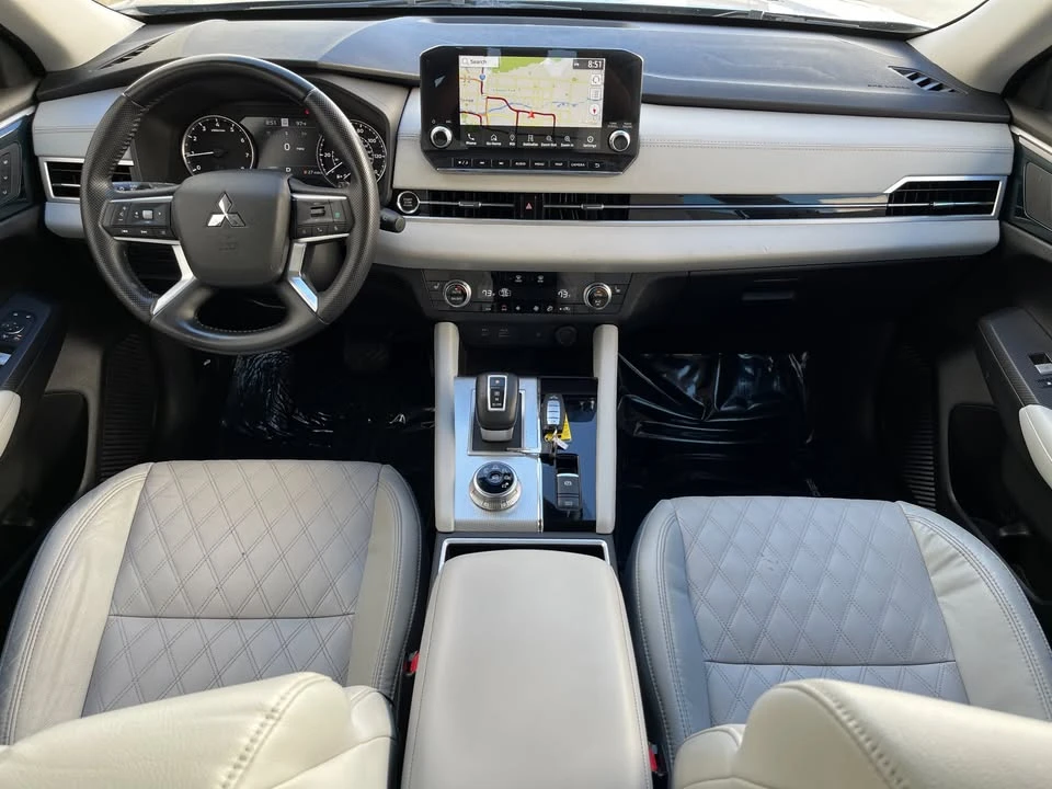 2022 Mitsubishi Outlander - Image 12 of 20