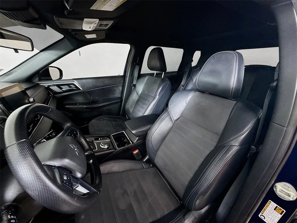 2022 Mitsubishi Outlander - Image 18 of 21