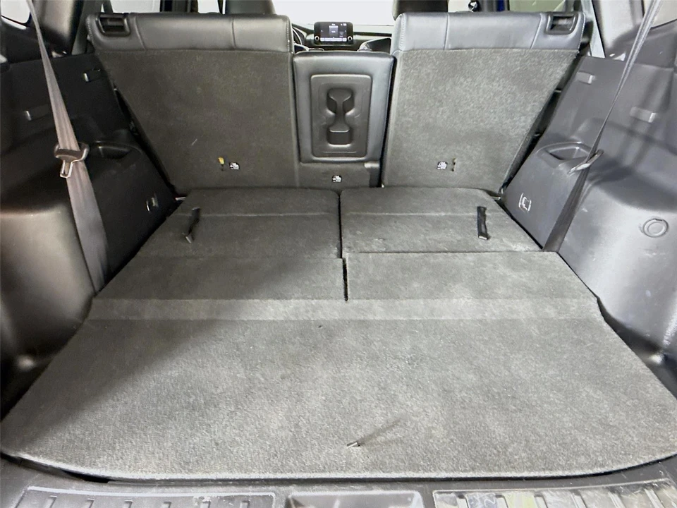 2022 Mitsubishi Outlander - Image 21 of 21