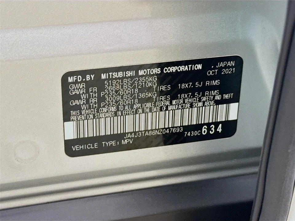 2022 Mitsubishi Outlander - Image 14 of 14