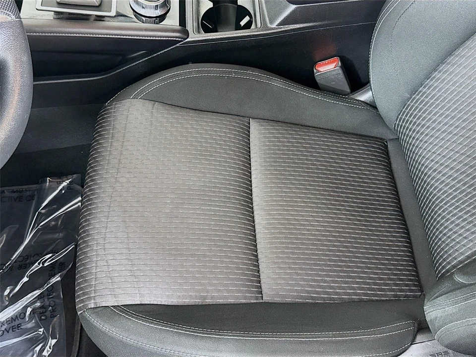 2022 Mitsubishi Outlander - Image 18 of 21