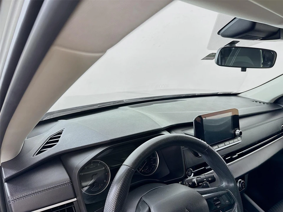 2022 Mitsubishi Outlander - Image 6 of 14