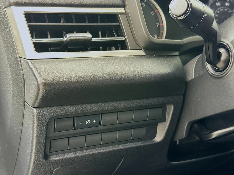 2022 Mitsubishi Outlander - Image 7 of 14