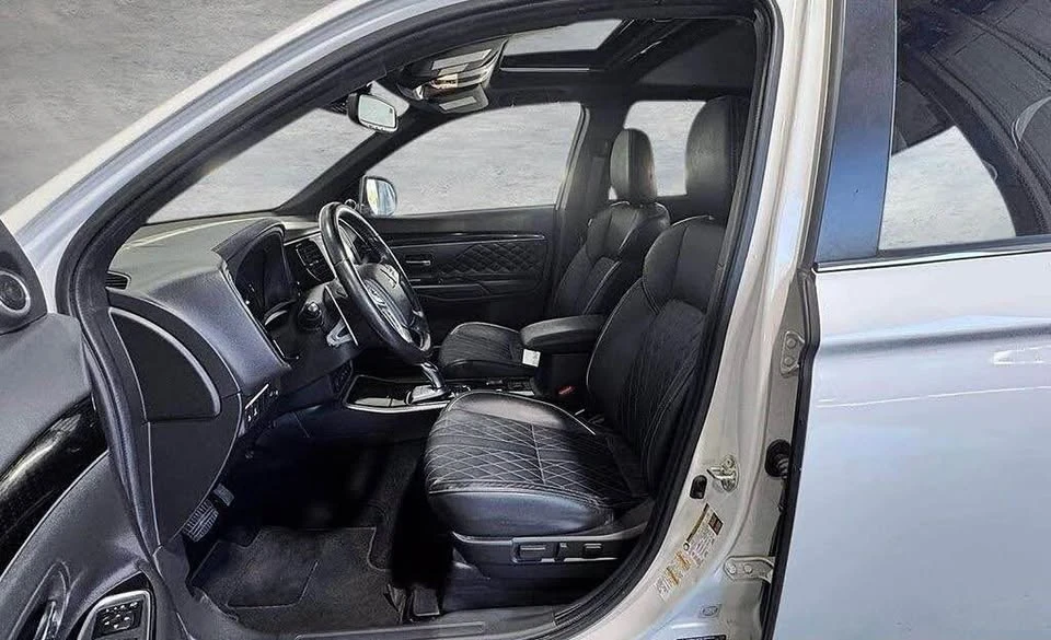 2022 Mitsubishi Outlander - Image 5 of 7