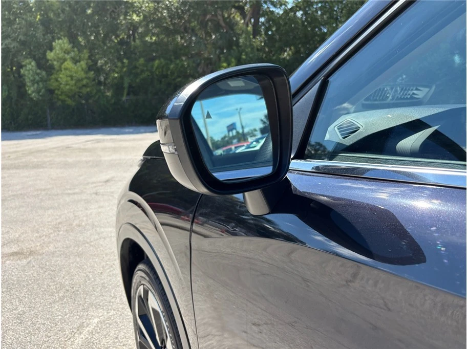 2022 Mitsubishi Outlander - Image 15 of 21