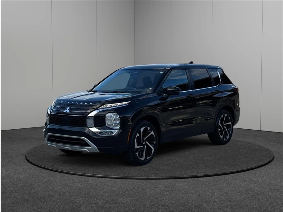 2022 Mitsubishi Outlander - Image 4 of 21