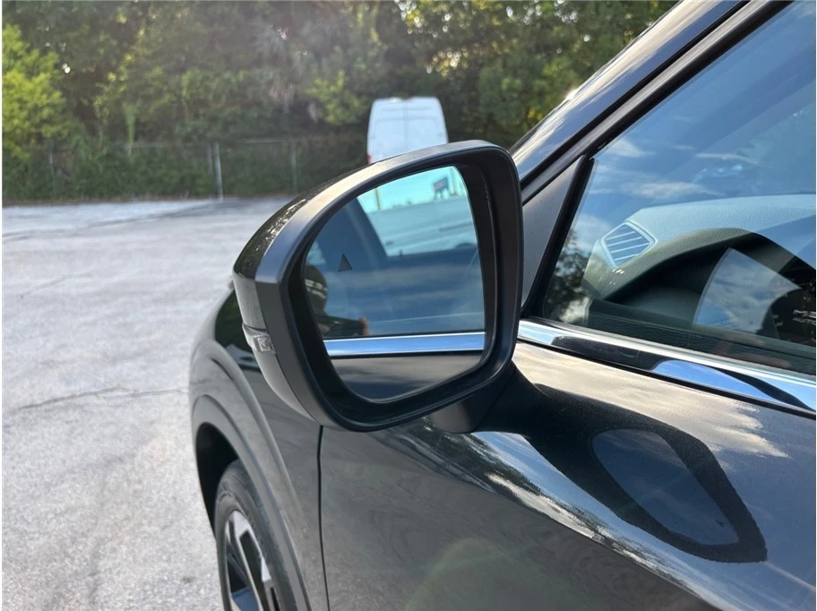 2022 Mitsubishi Outlander - Image 17 of 21