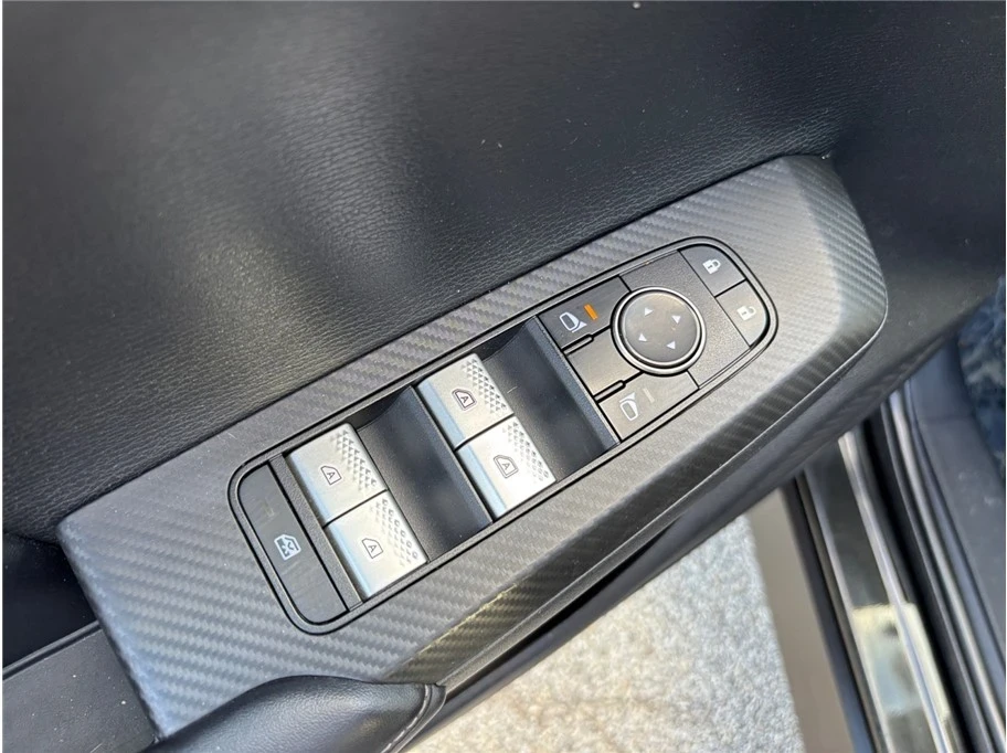 2022 Mitsubishi Outlander - Image 21 of 21