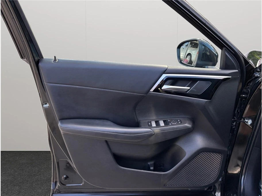 2022 Mitsubishi Outlander - Image 20 of 21