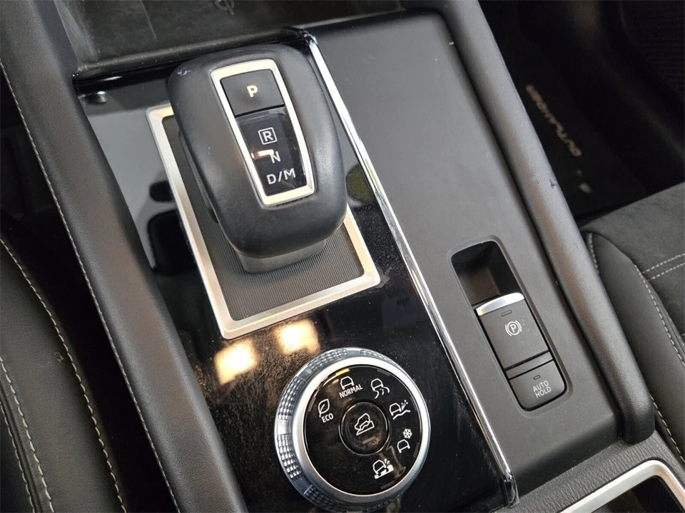 2022 Mitsubishi Outlander - Image 21 of 21