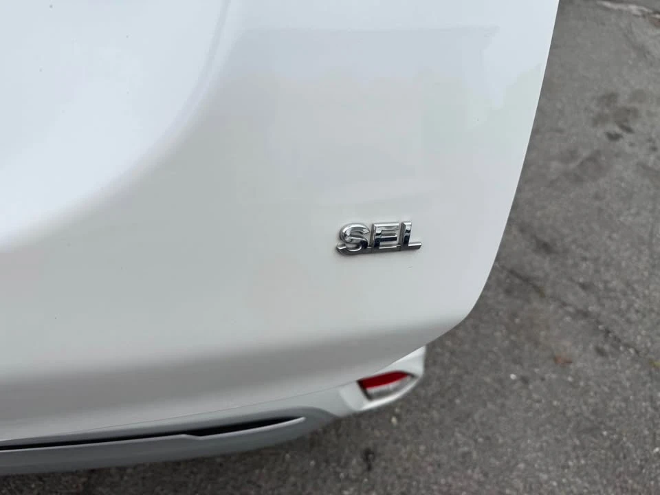 2022 Mitsubishi Outlander - Image 12 of 19