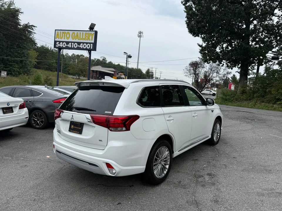 2022 Mitsubishi Outlander - Image 5 of 19