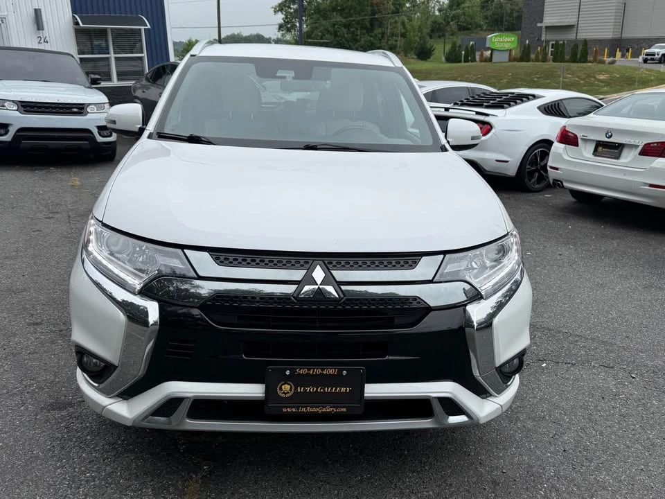 2022 Mitsubishi Outlander - Image 9 of 19