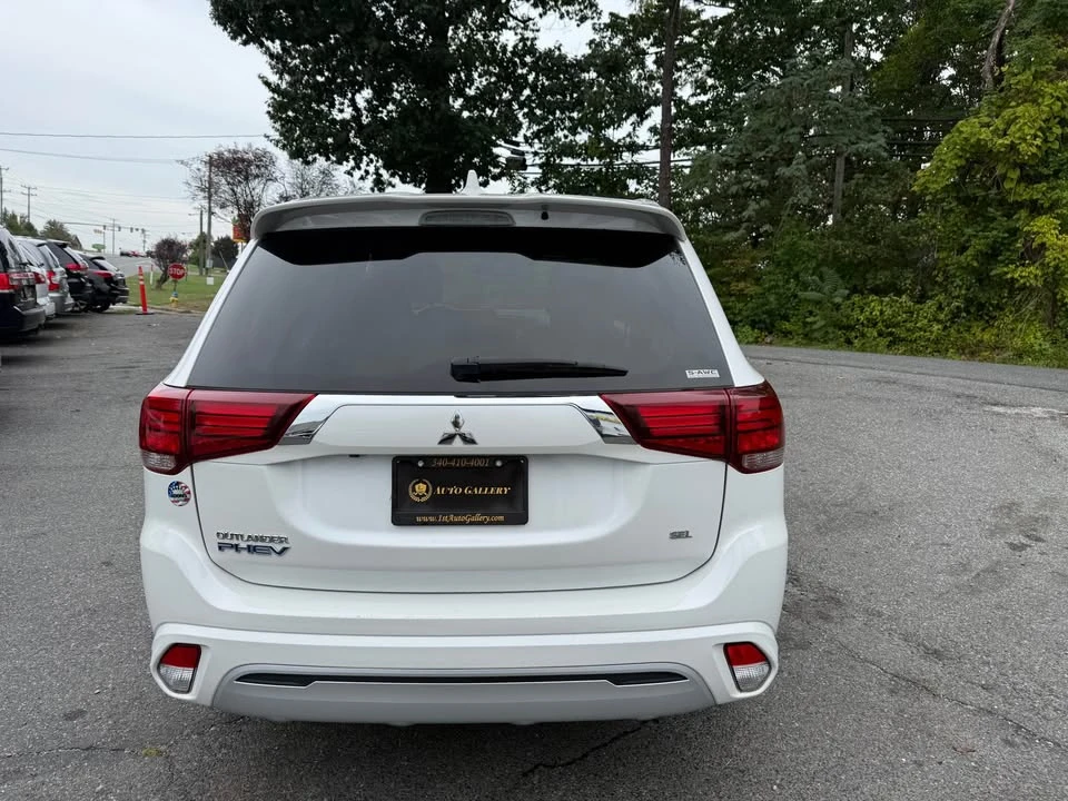 2022 Mitsubishi Outlander - Image 4 of 19