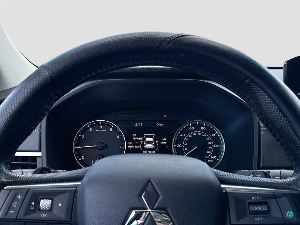 2022 Mitsubishi Outlander - Image 11 of 21
