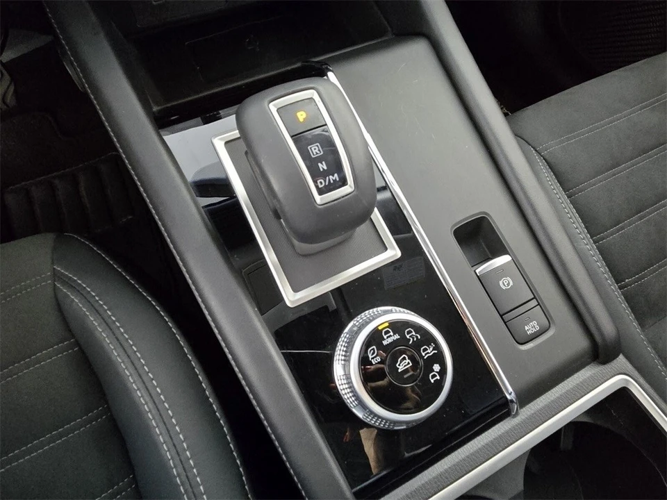 2022 Mitsubishi Outlander - Image 19 of 21