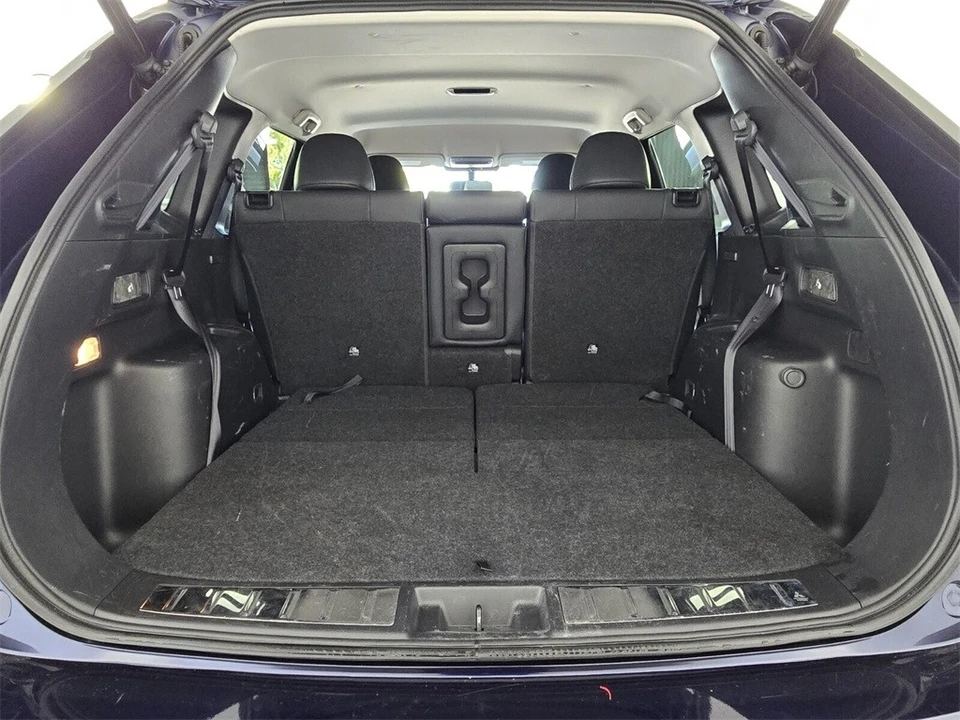 2022 Mitsubishi Outlander - Image 10 of 21