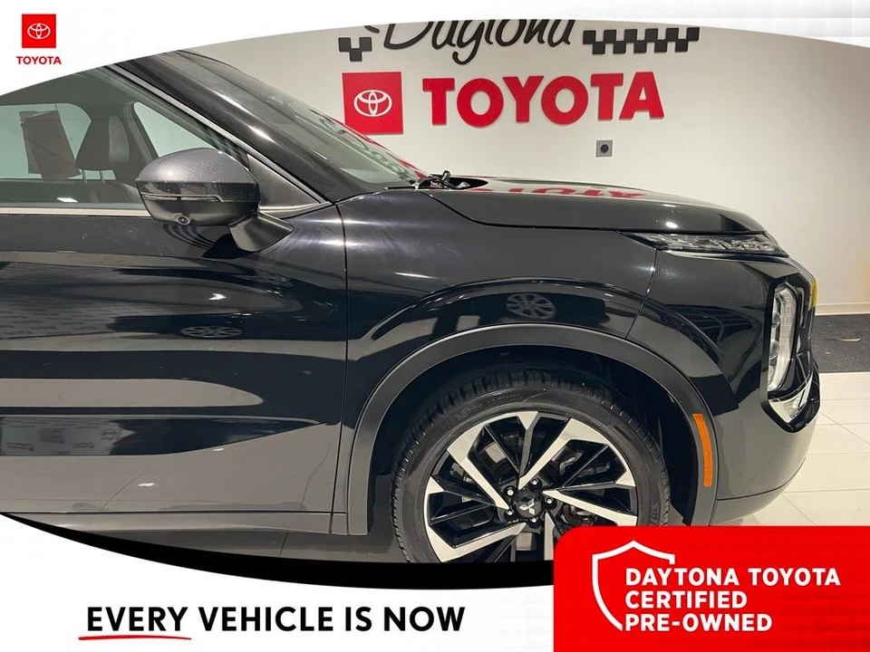 2022 Mitsubishi Outlander - Image 4 of 12