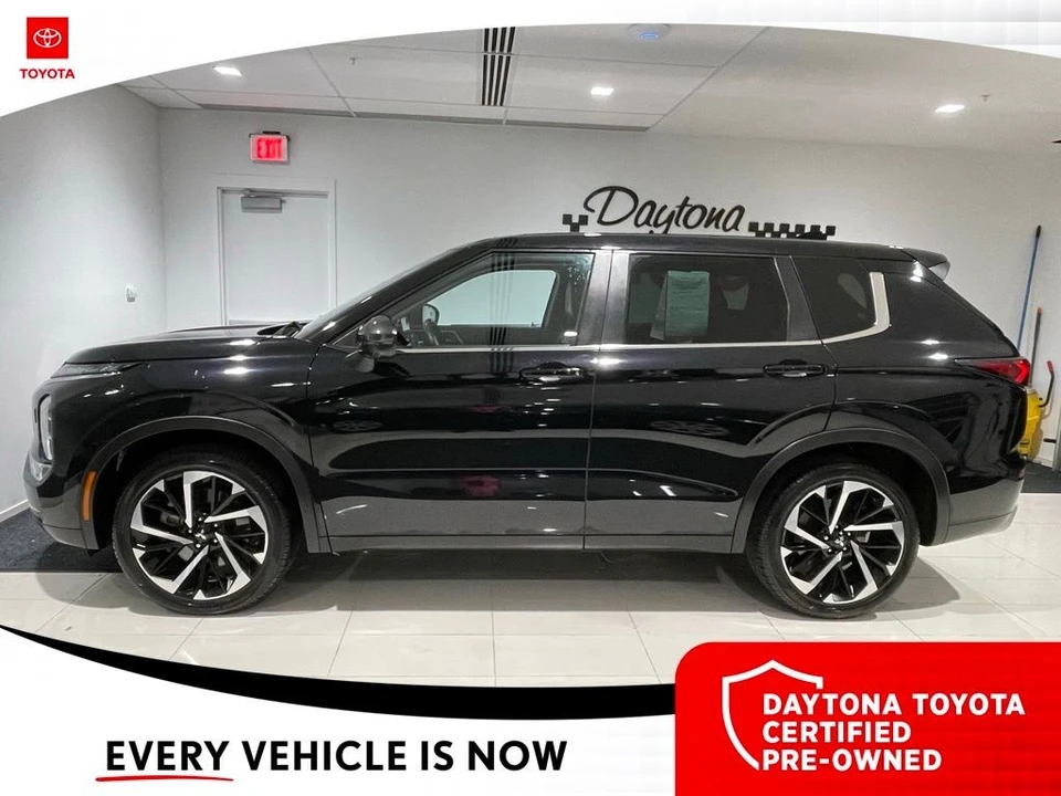 2022 Mitsubishi Outlander - Image 9 of 12