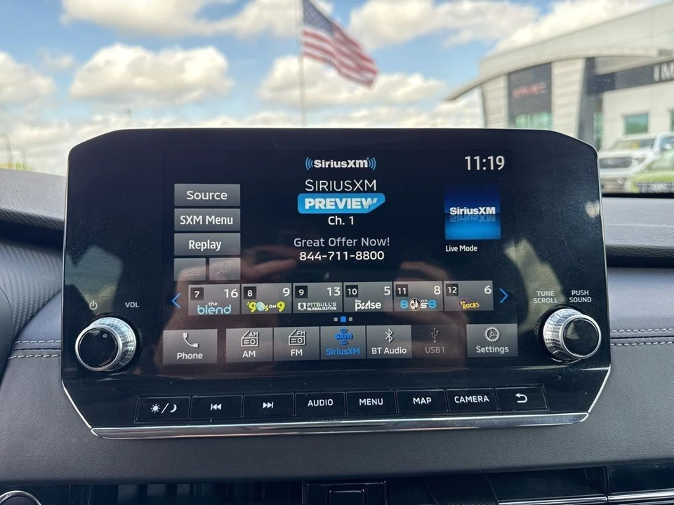 2022 Mitsubishi Outlander - Image 19 of 21
