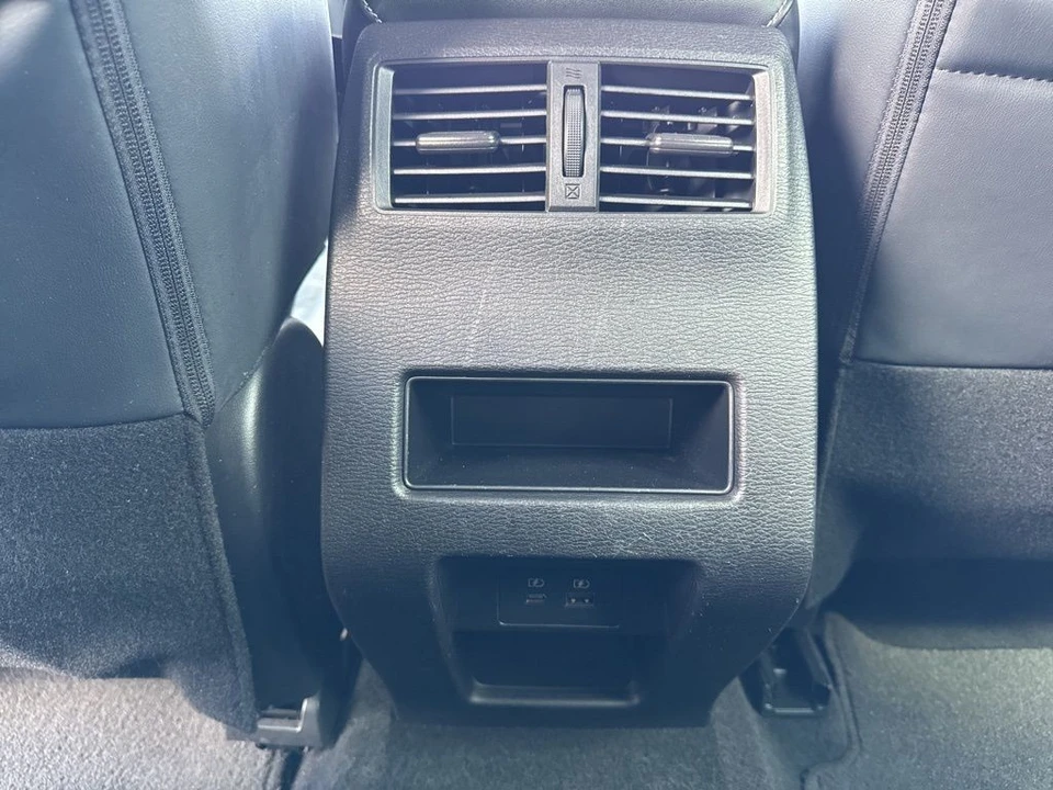 2022 Mitsubishi Outlander - Image 13 of 21