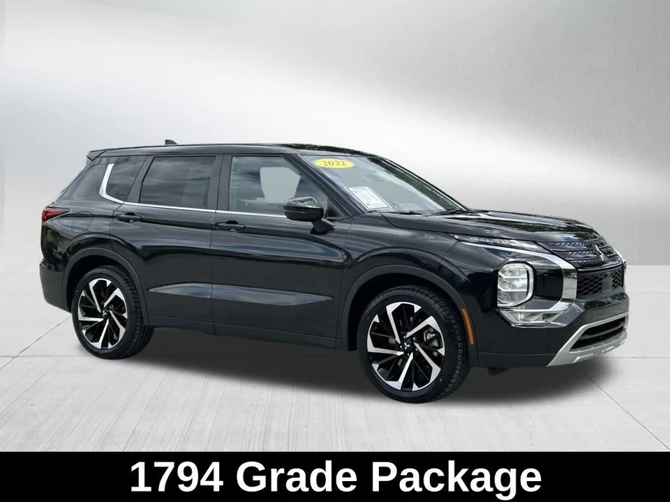 2022 Mitsubishi Outlander - Image 4 of 12