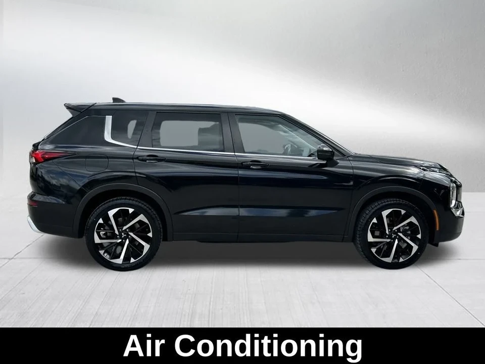 2022 Mitsubishi Outlander - Image 5 of 12