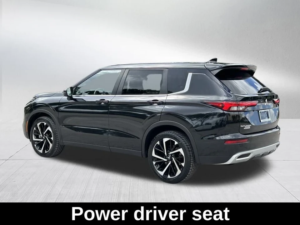 2022 Mitsubishi Outlander - Image 8 of 12