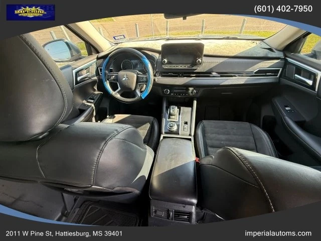 2022 Mitsubishi Outlander - Image 20 of 20