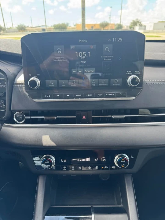2022 Mitsubishi Outlander - Image 13 of 16