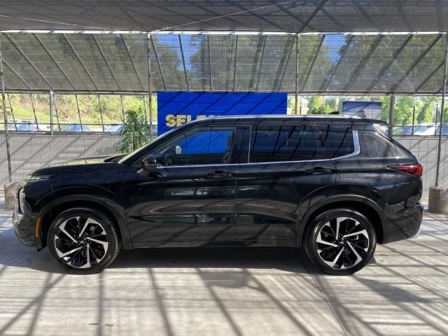 2022 Mitsubishi Outlander - Image 14 of 21