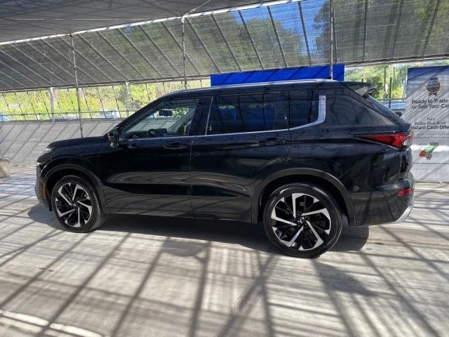 2022 Mitsubishi Outlander - Image 15 of 21