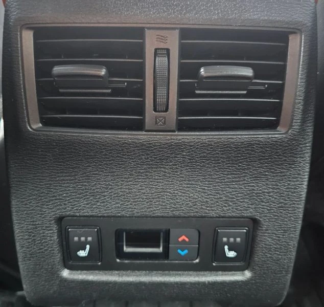 2022 Mitsubishi Outlander - Image 11 of 12