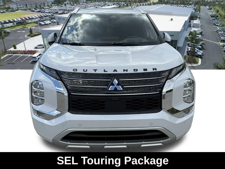 2022 Mitsubishi Outlander - Image 8 of 12