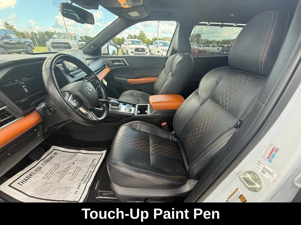 2022 Mitsubishi Outlander - Image 9 of 12