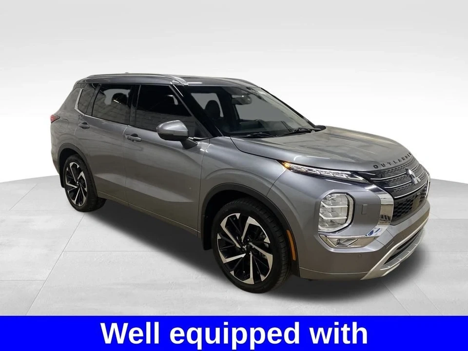 2022 Mitsubishi Outlander - Image 3 of 12