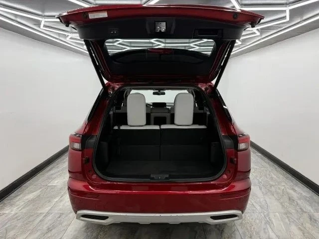 2022 Mitsubishi Outlander - Image 6 of 12