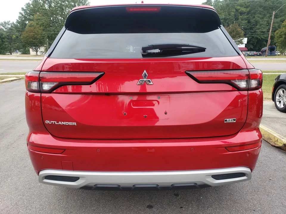 2022 Mitsubishi Outlander - Image 5 of 9