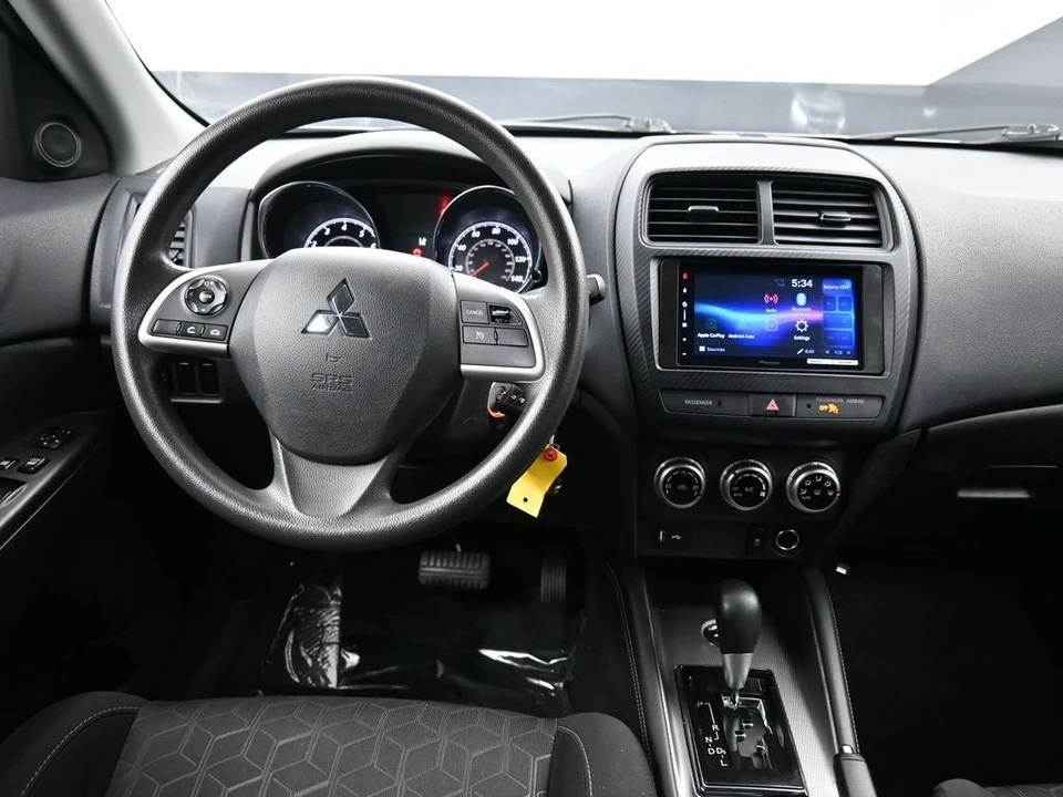 2022 Mitsubishi Outlander - Image 19 of 21