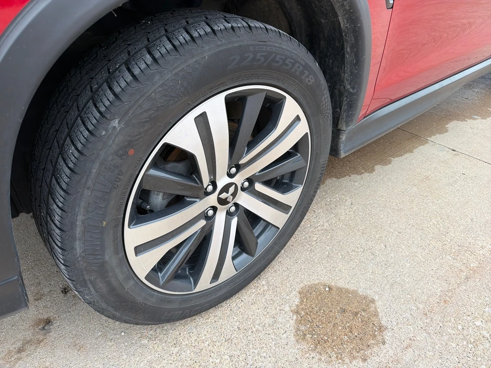 2022 Mitsubishi Outlander - Image 3 of 21