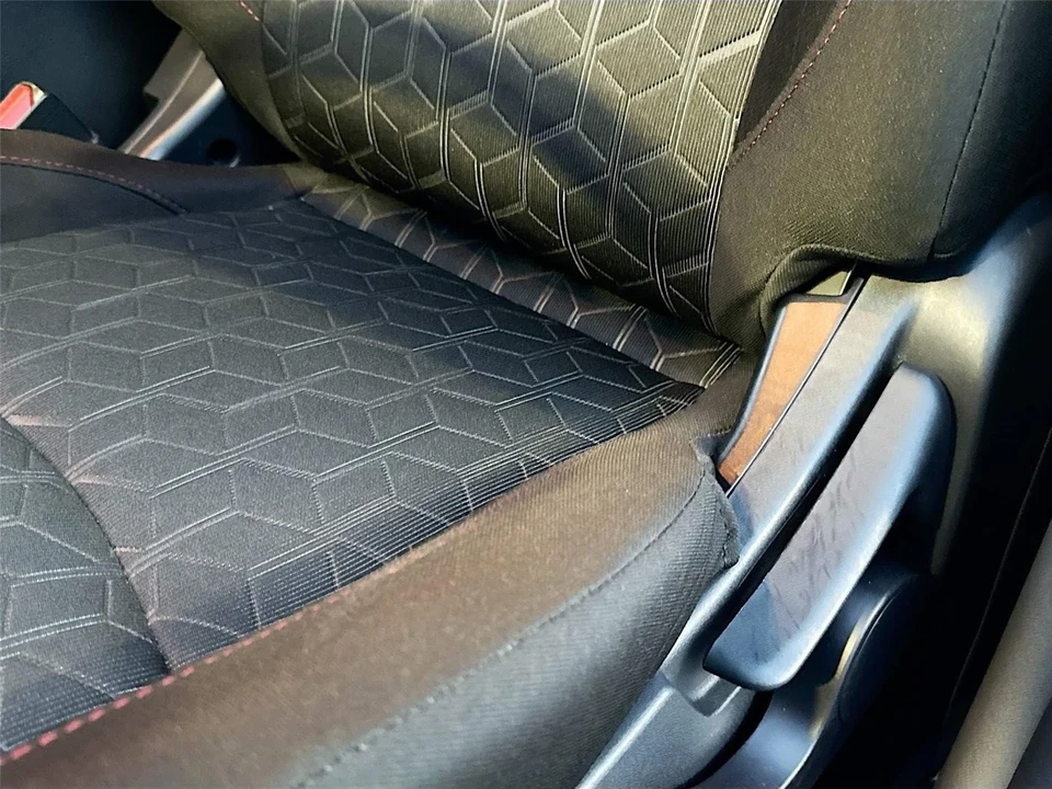 2022 Mitsubishi Outlander Sport - Image 18 of 21