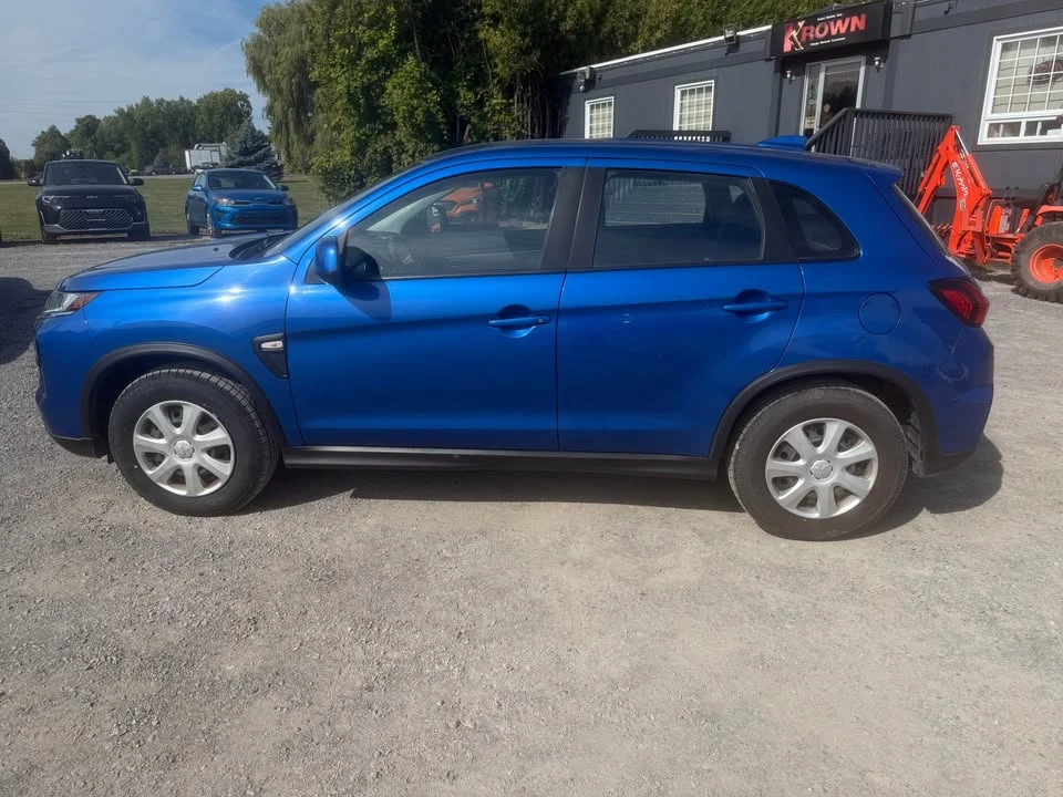 2022 Mitsubishi RVR - Image 8 of 15