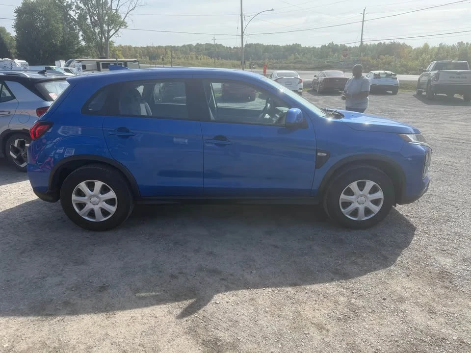 2022 Mitsubishi RVR - Image 4 of 15