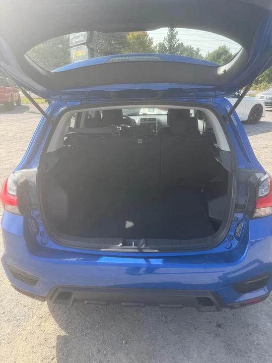 2022 Mitsubishi RVR - Image 9 of 15