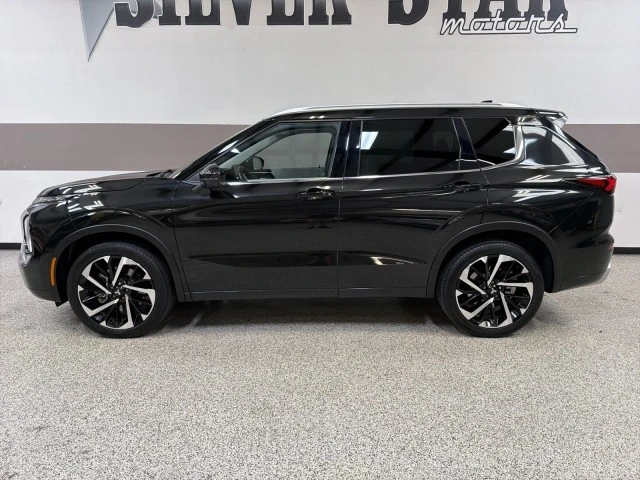 2022 Mitsubishi Outlander - Image 5 of 24