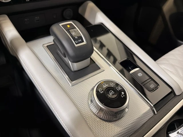 2022 Mitsubishi Outlander - Image 21 of 24